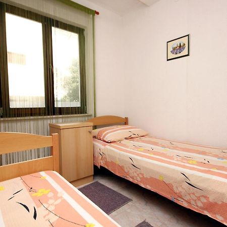 Apartments By The Sea Sevid, Trogir - 9468 Rum bild