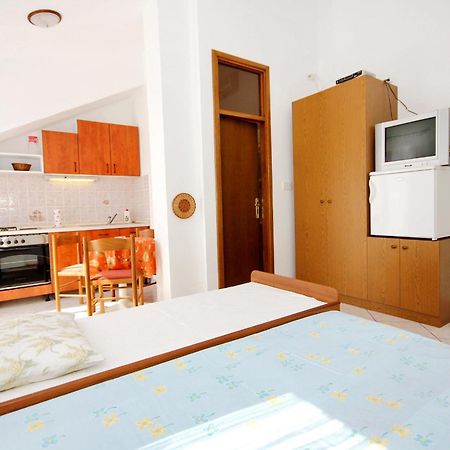 Apartments By The Sea Sevid, Trogir - 9468 Exteriör bild