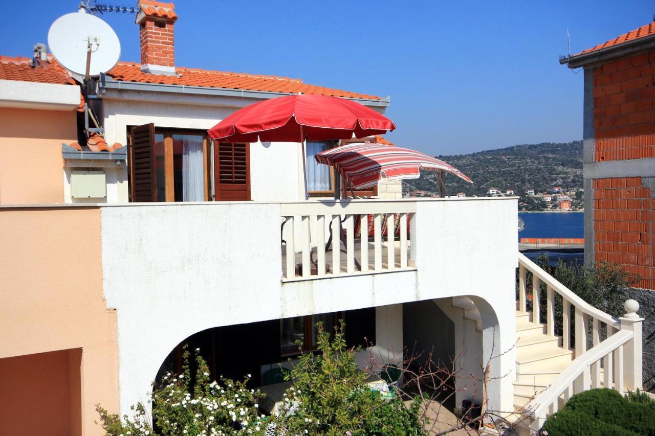 Apartments By The Sea Sevid, Trogir - 9468 Exteriör bild
