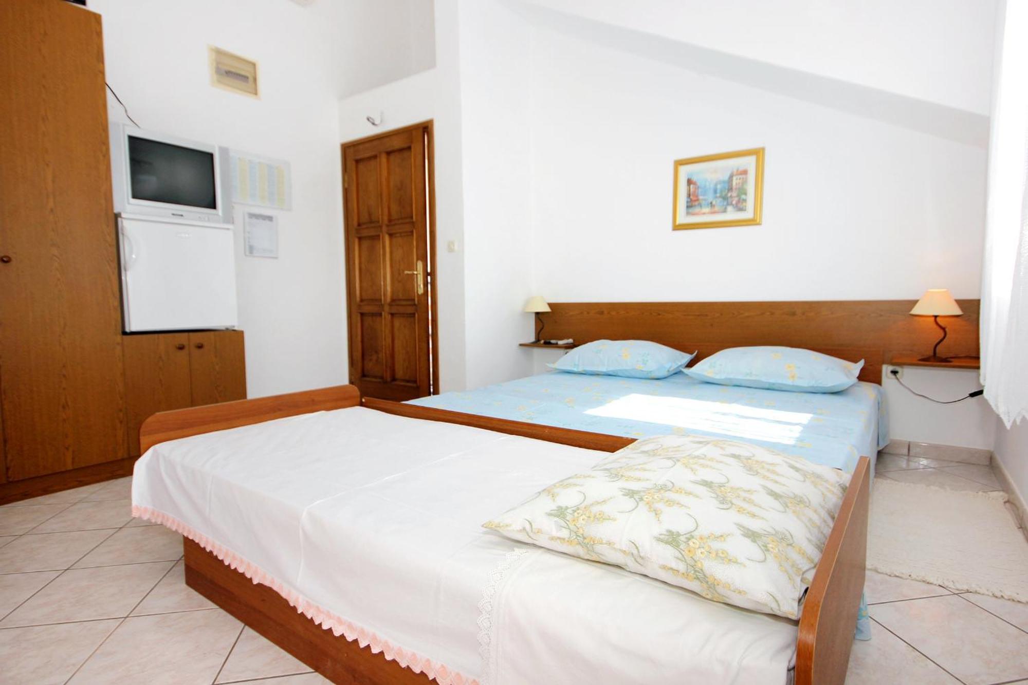 Apartments By The Sea Sevid, Trogir - 9468 Rum bild